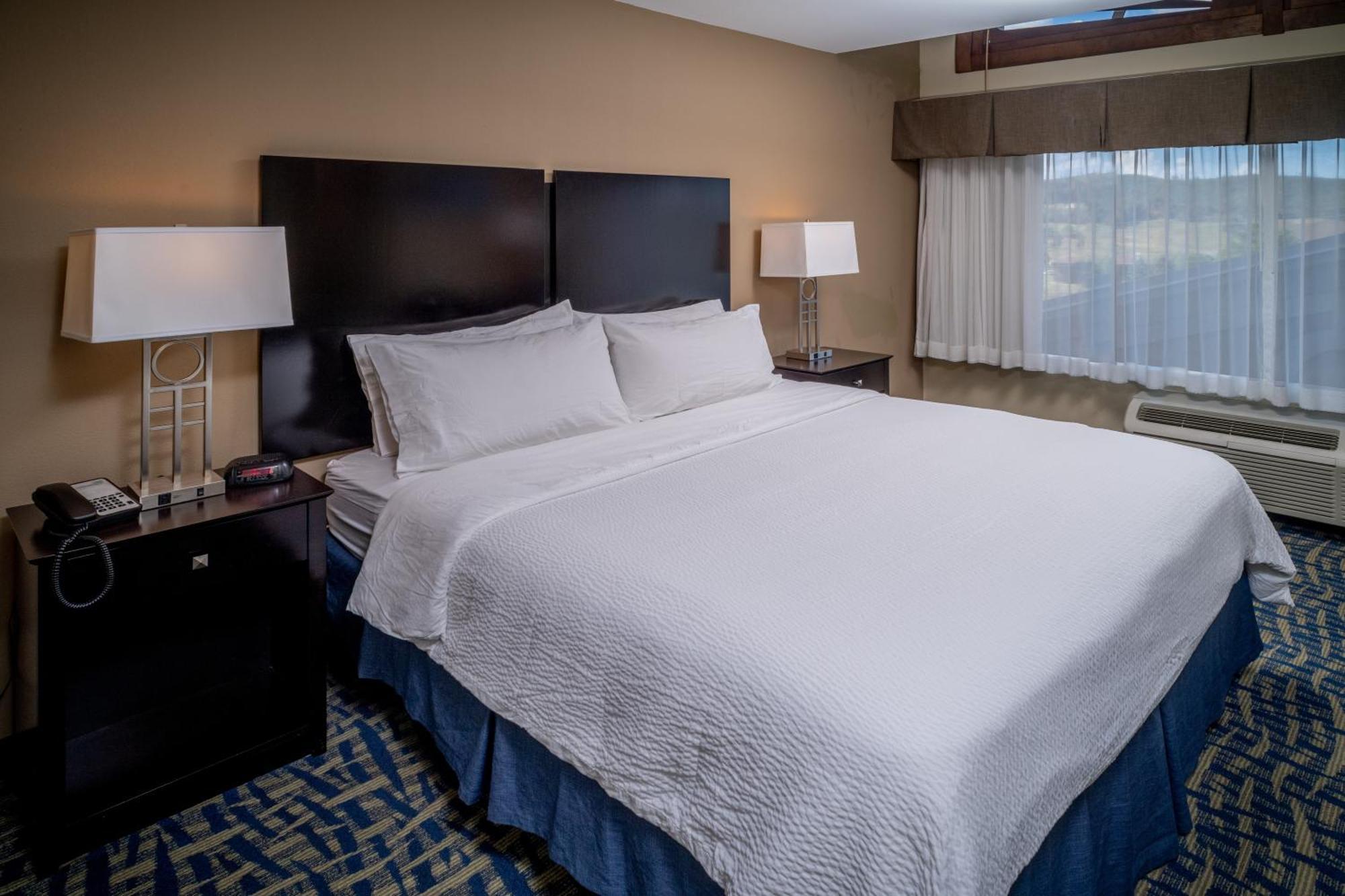 Holiday Inn Express & Suites Lebanon By Ihg Экстерьер фото