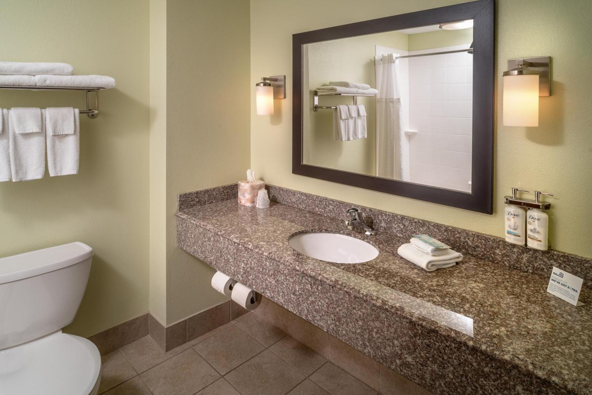 Holiday Inn Express & Suites Lebanon By Ihg Экстерьер фото