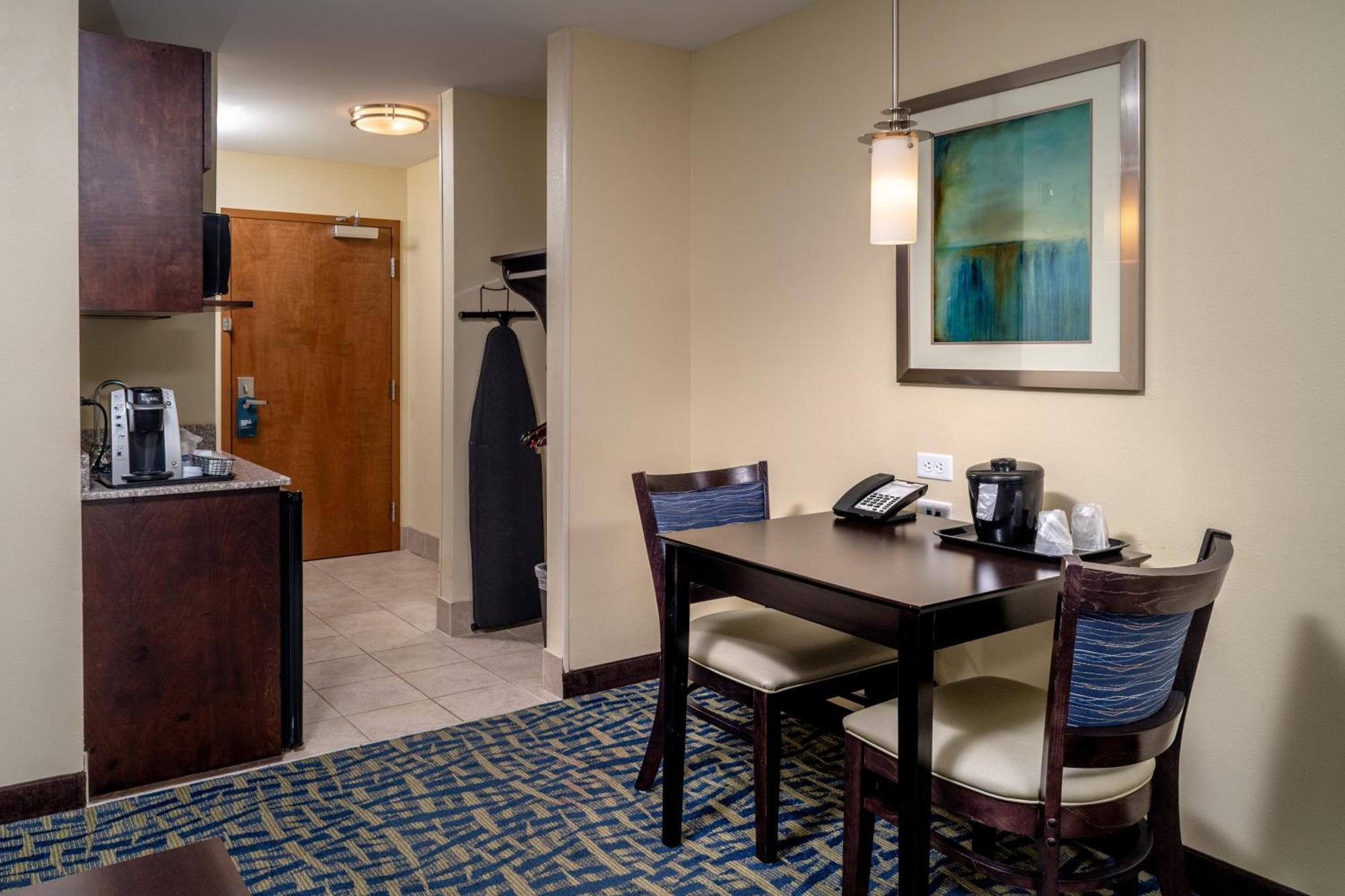 Holiday Inn Express & Suites Lebanon By Ihg Экстерьер фото