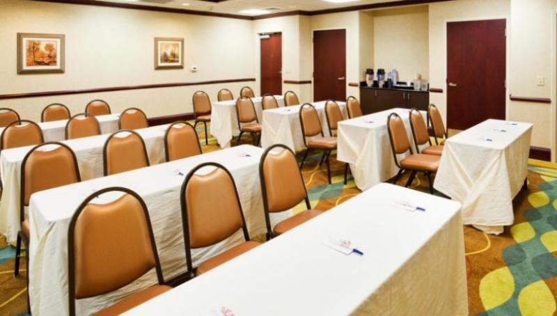 Holiday Inn Express & Suites Lebanon By Ihg Экстерьер фото