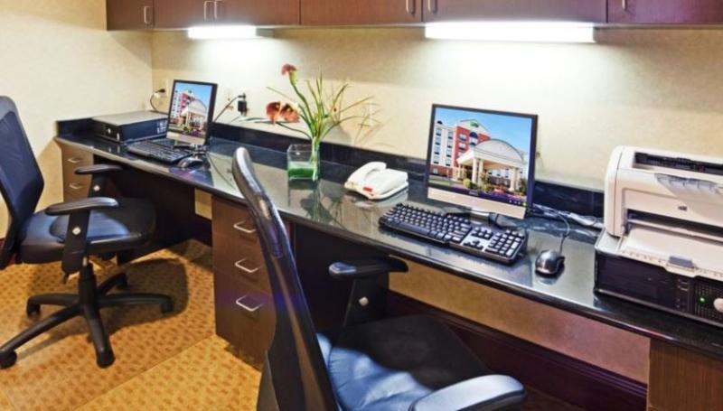 Holiday Inn Express & Suites Lebanon By Ihg Экстерьер фото